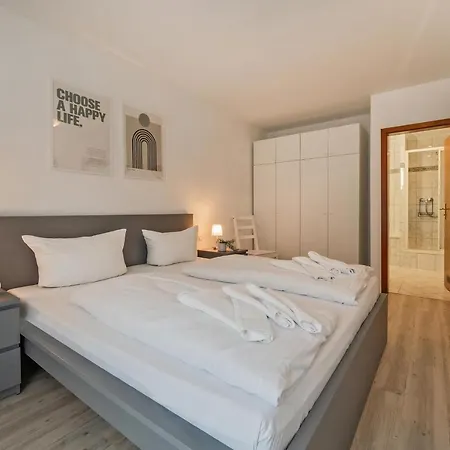 Haus Kastell 220